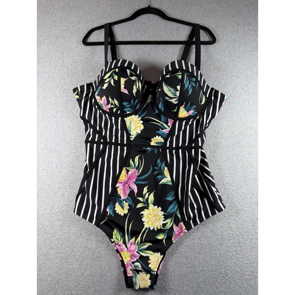 Torrid Slim Fix One Piece Swimsuit Size 2 D/DD Underwire Stripe Floral Black